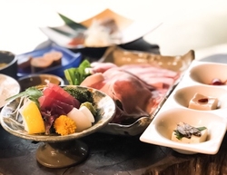 芸能・生活文化体験 Old Okinawan-style house dinner in RyukyuMura Old folk house dinner